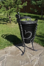 Кованая урна фото, кованные урны, аксессуары для камина, уличные урны
