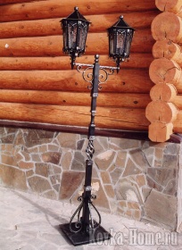Кованый  фонарь с двумя светильниками фото, кованые светильники, кованые фонари